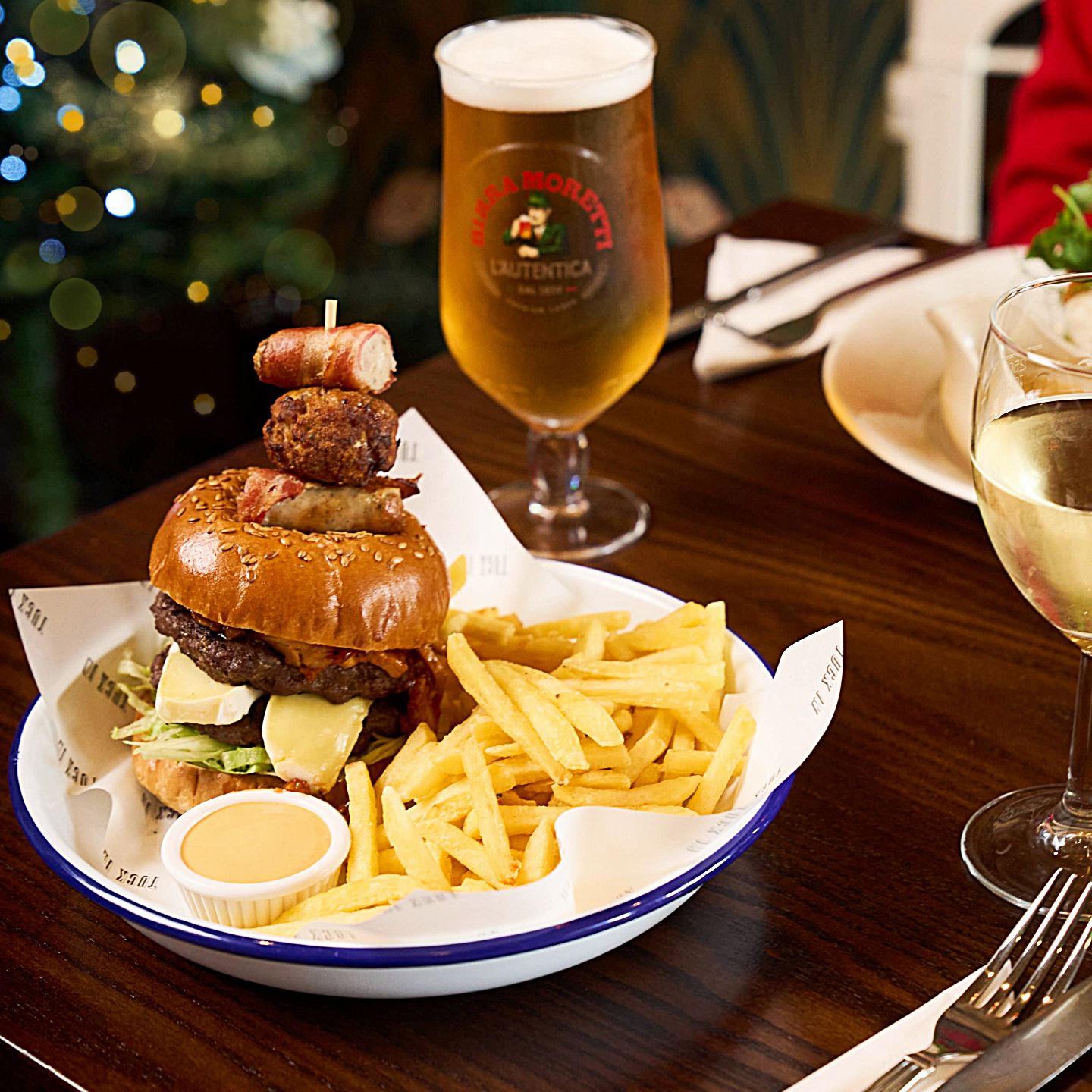 Festive Lunch & Dinner at The Skylark Wellington in Chelston